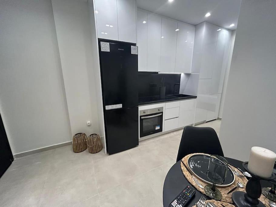 Bluemotion - Just Sleep 2 Apartment Piraeus Bagian luar foto