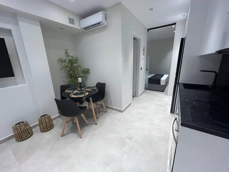 Bluemotion - Just Sleep 2 Apartment Piraeus Bagian luar foto