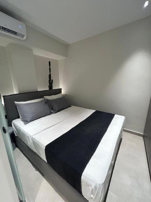 Bluemotion - Just Sleep 2 Apartment Piraeus Bagian luar foto